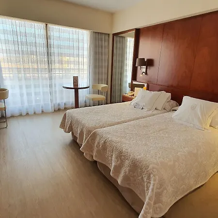 מלון Royal Plaza