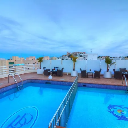 מלון Royal Plaza 4*